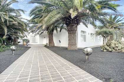 Chalet for sale in Tiagua, Teguise, Lanzarote. 